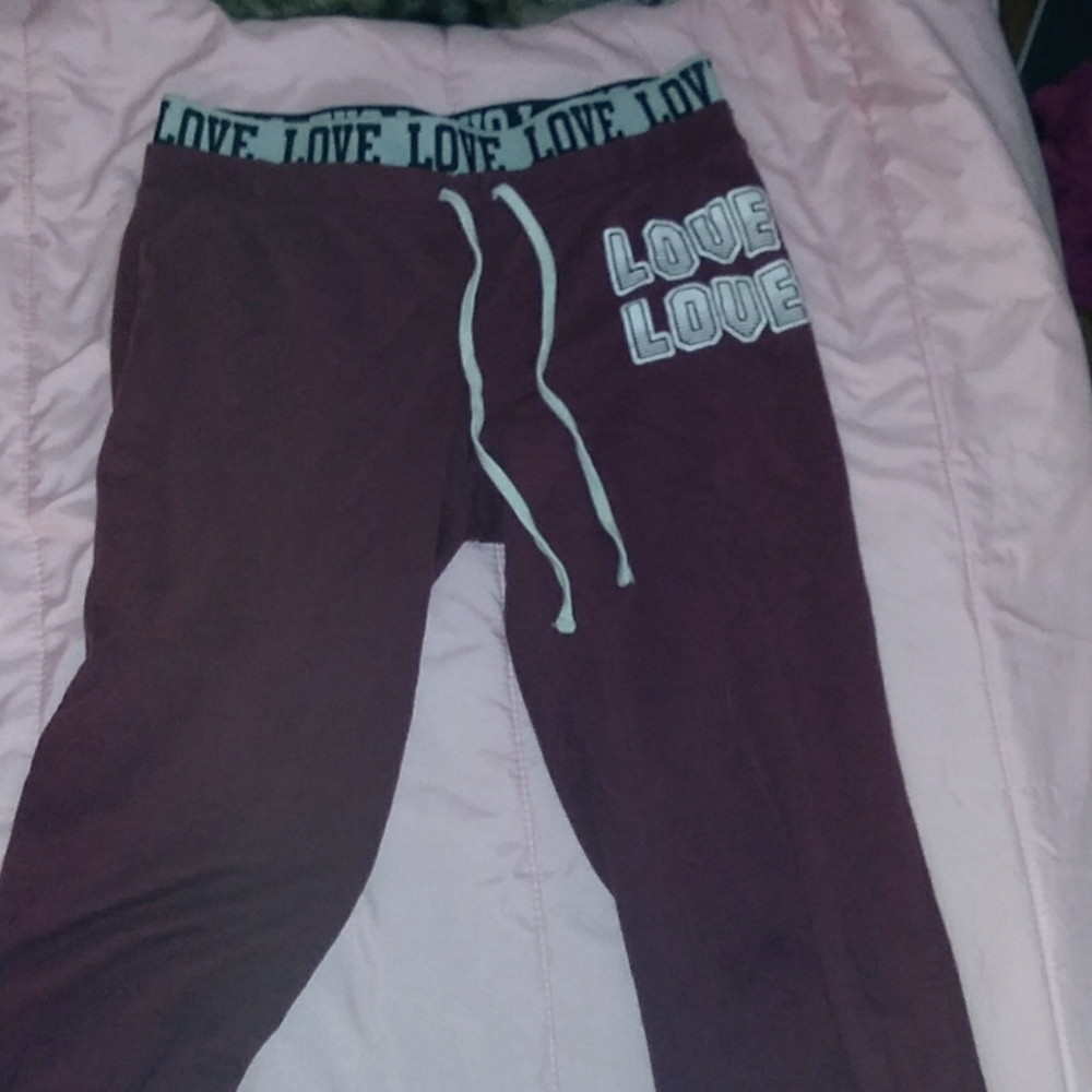 Maroon Love jogger/sweatpants grey/black waistband
